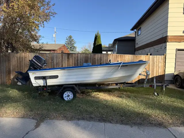 15’ boat / 65hp motor and Trailer in Powerboats & Motorboats in Saskatoon - Image 2