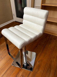Adjustable leather bar stool