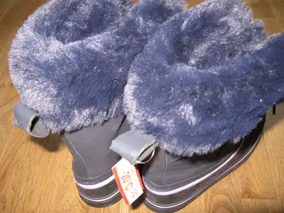 NEW / NEUF 3M thinsulate winter boots / bottes d'hiver, View more