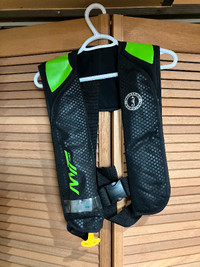 Mustang MIT 100 Automatic Inflatable PFD