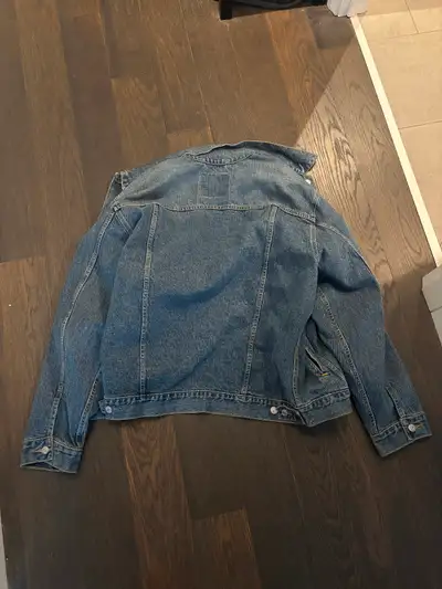 Levi’s Trucker Jacket – Men’s XL – Classic Denim (70507-0500), View more