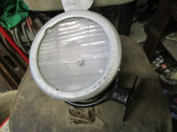 VINTAGE 1930s CAST IRON MOUNT CAR TRUCK HEAD LIGHT FIXTURE $20.