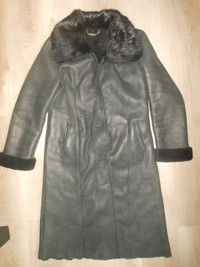 sheepskin coat/mouton
