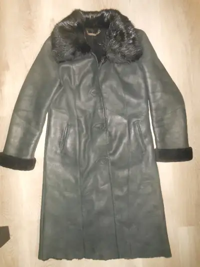 sheepskin coat/mouton, View more