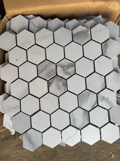 Elevate your space with these stylish Eterna Calacatta hexagon mosaic tiles 10 Tiles Here are the sp...