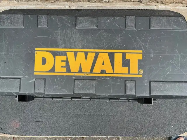 "DEWALT" DW-303M, RECIPROCATING SAW (corded) in Power Tools in Oakville / Halton Region - Image 5