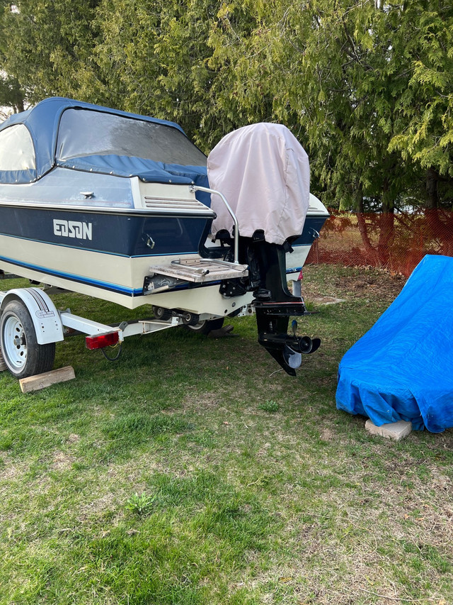 1988 Edson Boat with Mercury 115hsp engine in Personal Watercraft in Trenton - Image 4