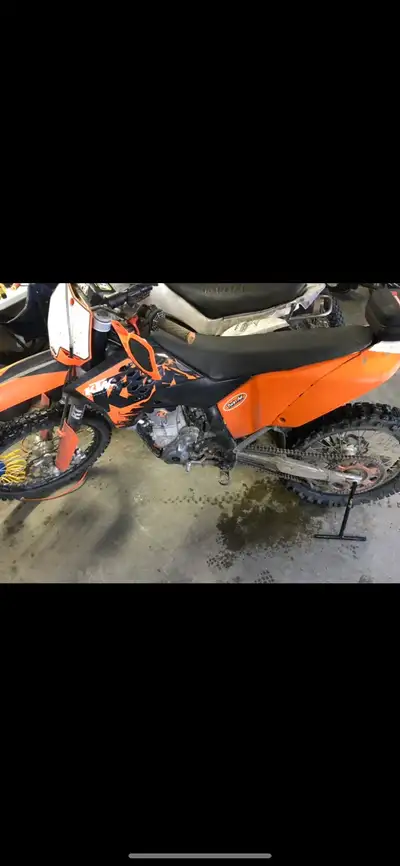 Trade straight across for any running mountain sled 2009 and up .min track length 150’s 2009 sx 450...