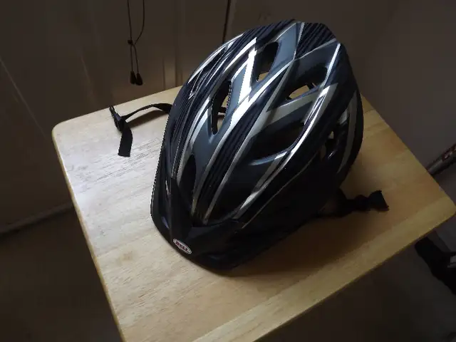FS: Bell "Adrenaline" (Adult) Bicycle Helmet in Other in London - Image 2