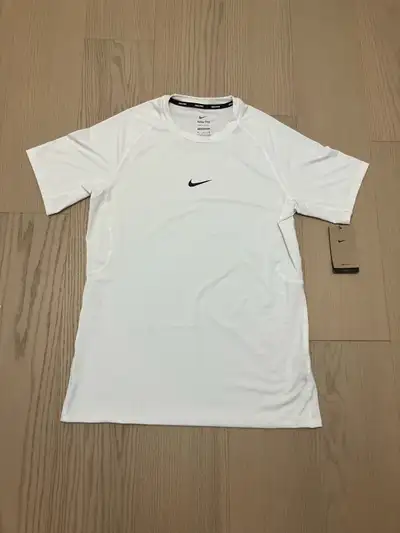 Nike Pro White Slim Fit Tee Size M – NEW With Tags, View more