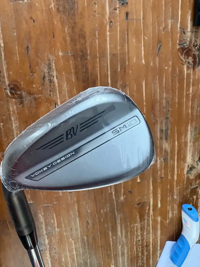 Titleist SM10 54’ wedge LH  in Golf in Oakville / Halton Region - Image 2