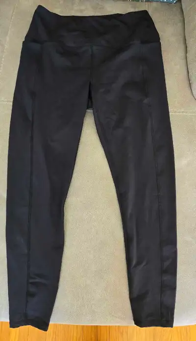SPYDER Black Active Sport Leggings Size  Large with Pockets, View more