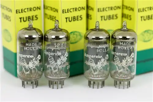 VINTAGE 1960's AMPEREX ECC88  6DJ8 MADE IN HOLLAND in Other in City of Toronto - Image 4