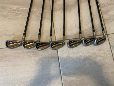 Nike Ignite Golf Irons Not free please make an offer , View more