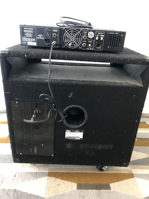 Hartke 300 watt bass head and 2x10 cabinet in Amps & Pedals in Kitchener / Waterloo - Image 2