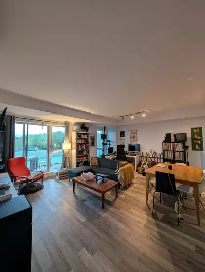 Grand 3 1/2 neuf, Ste-Foy, Quartier QB - Pour 1er juillet