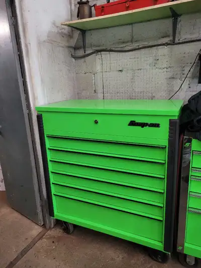 Snap on KRSC46 toolbox, View more