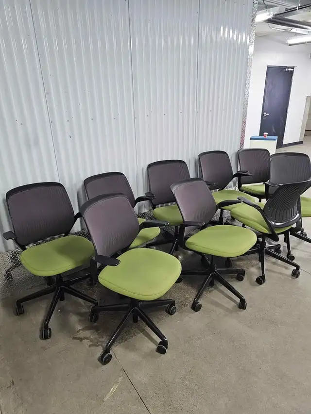 office chairs for sale - Steelcase Cobi in Chairs & Recliners in Markham / York Region - Image 2
