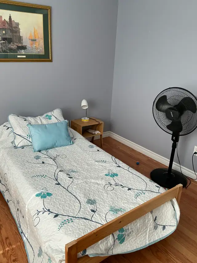 Room for rent for students or long-term workers