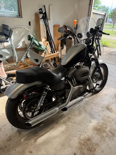 5568 miles (8960km) gently driven. Forward controls, easy off windshield, speakers, second up seat a...