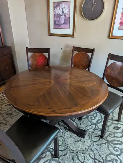 Antique hutch and round table with 4 chair, View more