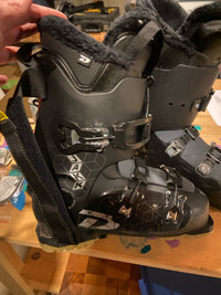 Ski Boots size 8.5. 