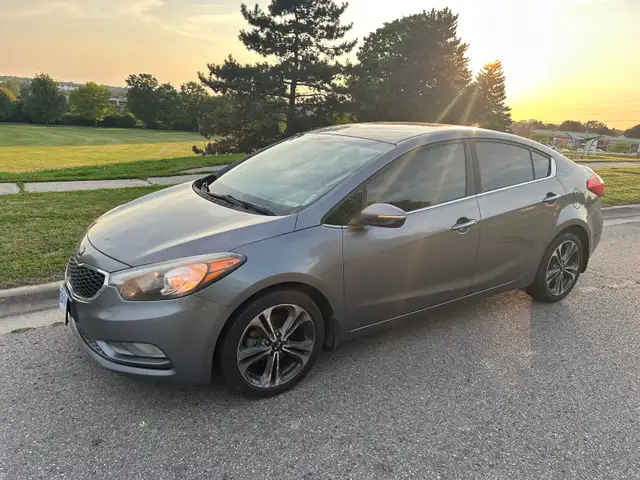 2014 Kia Forte Sedan 