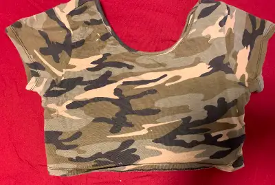 Cute Seductions Camo Crop Top Size M, View more