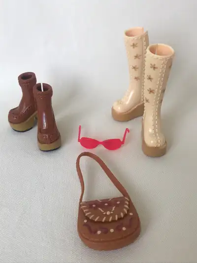 #1 My Scene doll Barbie Mattel Fashion  Dolls Accessories Purse, View more