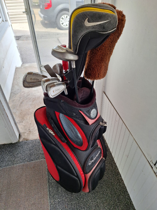 Right Handed Golf Clubs Set Complete Package in Golf in Hamilton