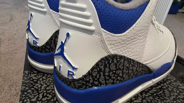 air jordan 3 racer blue in Men's Shoes in Edmonton - Image 5