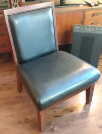 Accent Chair / Fauteuil D'appoint