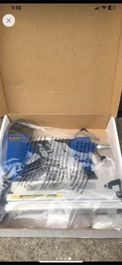 BRAND-NEWCAMPBELL HAUSFELDAIR STAPLE GUN, View more