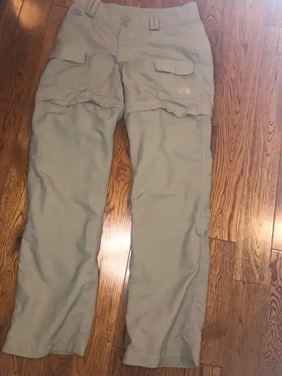 North face - zip off cargo pant size 4 (women’s), View more