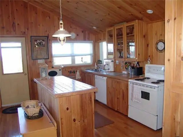 Beautiful cottage on the Northumberland Straight in Nova Scotia in Canada - Image 6