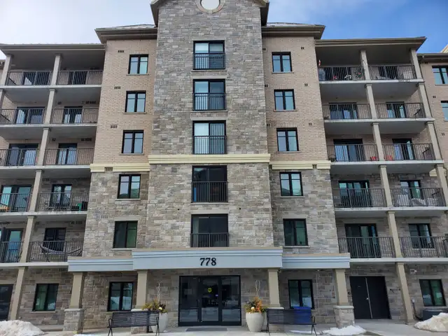 Bright, Spacious, Open Concept Waterloo Condo!