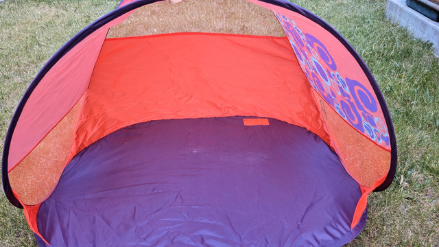B You sun tent in Playpens, Swings & Saucers in Mississauga / Peel Region - Image 3