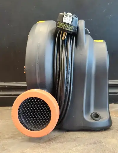 Electric Blower Fan and Air Pump RW-2LA Foshan Shunde Huawei Model: RW-2LA Air Pump FEATURES: - MFG:...