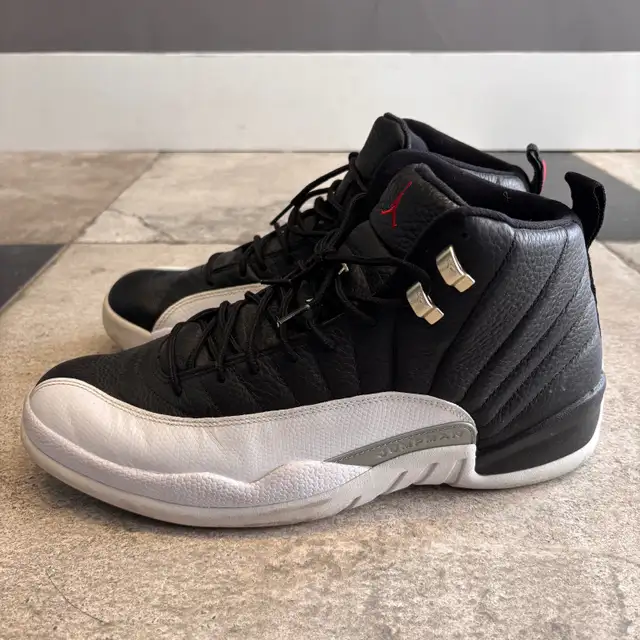 Nike Air Jordan Retro 12 OG Men’s Size 13 Barely Used With in Men's Shoes in City of Montréal - Image 5