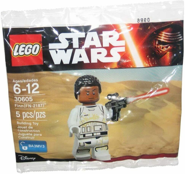 Lego Star Wars Force Awakens Finn Mini Fig Figure FN-2187 30605 in Toys & Games in Oshawa / Durham Region