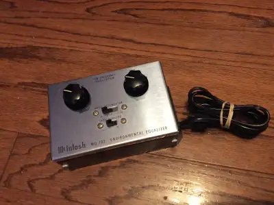 RARE VINTAGE MCINTOSH MQ 102 ENVIRONMENTAL EQUALIZER CIRCA 1975, View more