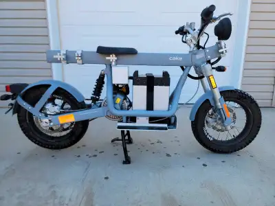 The workbench on wheels, Detachable baskets, Quick attach system Charges to 80% in 2 hrs, Pulls like...