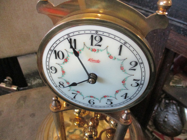 1970s GLASS DOME LARGE KUNDO PERPETUAL CLOCK $30. VINTAGE in Home Décor & Accents in Winnipeg - Image 4