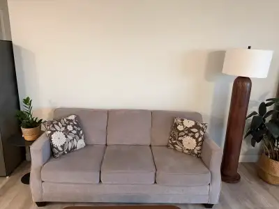 Leons Agnes sofa Bought less than 2 years ago In a really good condition You can see the same lovese...
