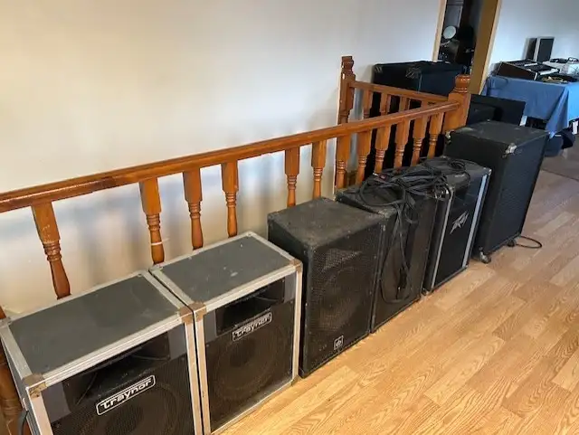 Older Music Equipment, Mixers, Speakers and More in Amps & Pedals in Markham / York Region - Image 10