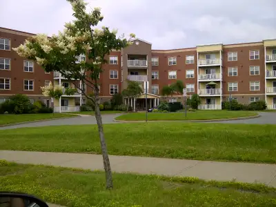 August 1st - 2 bedroom apartment on Parkland Drive