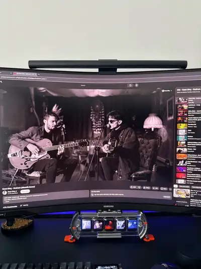 samsung odyssey g7 32 inch 2k 240hz, View more