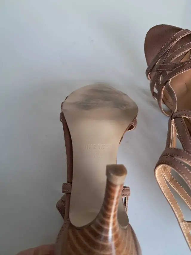 Nine West strappy high heel in Women's - Shoes in Markham / York Region - Image 5