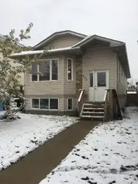 A Place to Call Home - Main Floor - 3 bedroom in Timberlea