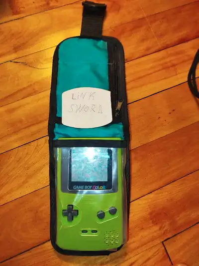 game boy color original + sacoche , View more